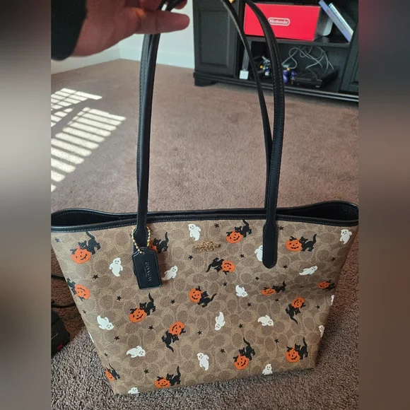 Coach Halloween Tote - Picture 1 of 7